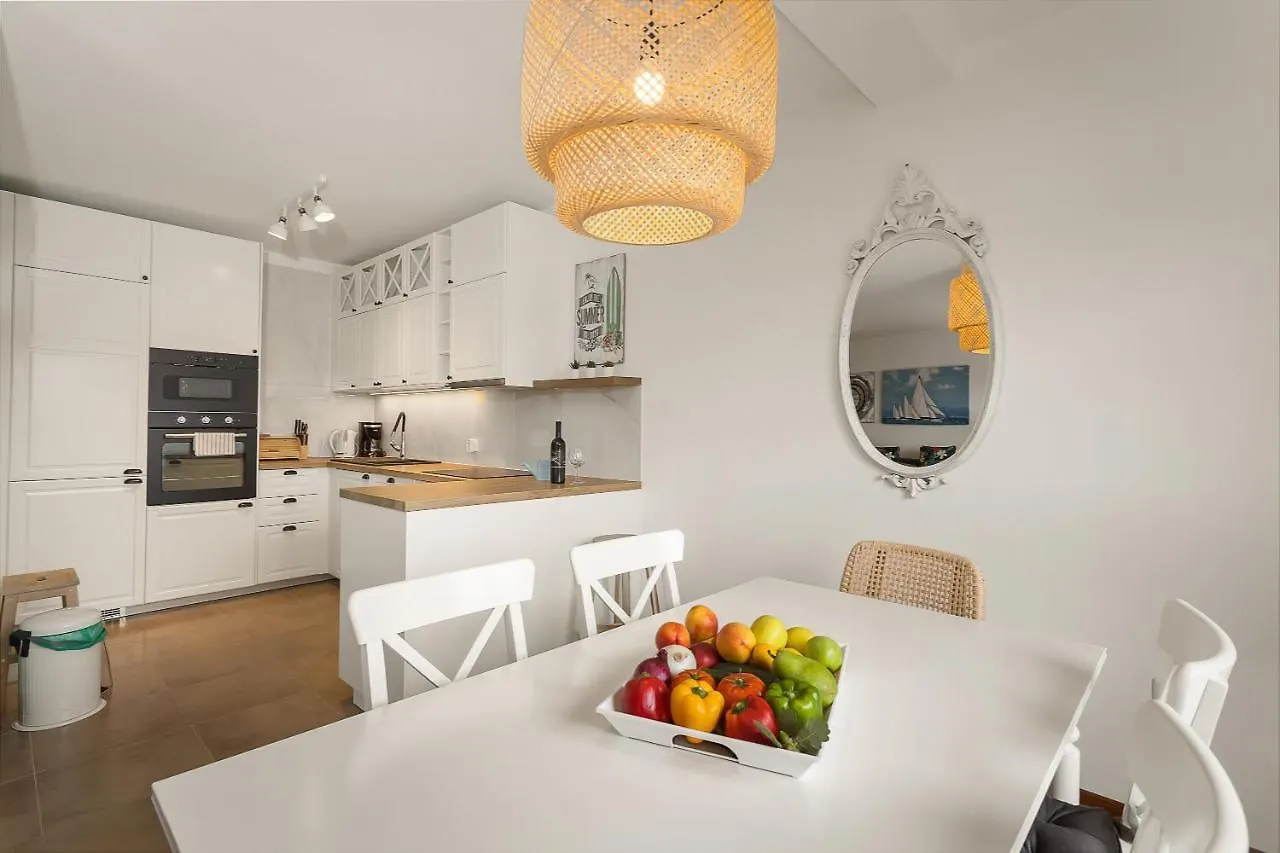 Apartments Cesare With Shared Pool Ližnjan Κροατία